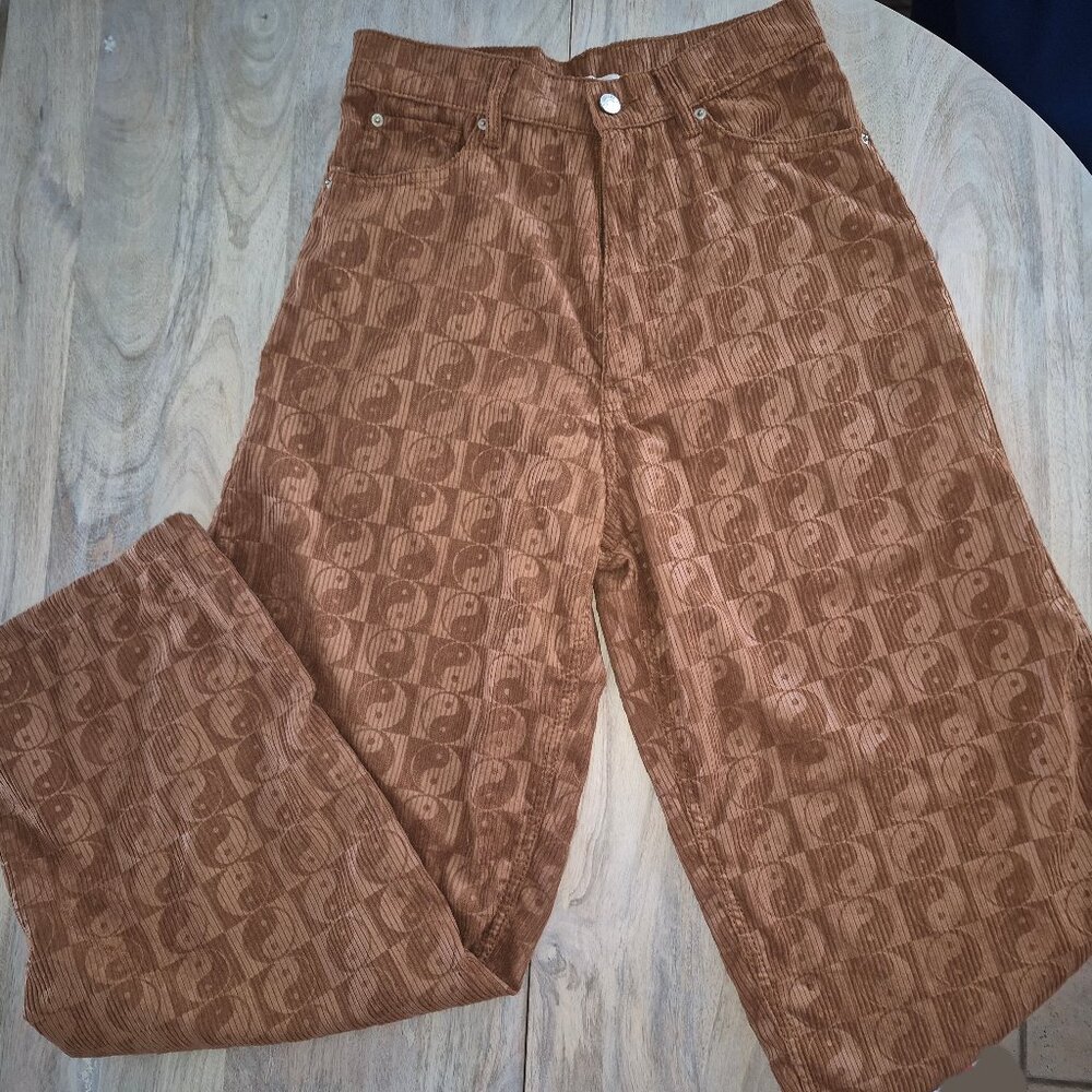 Brand New BDG Urban Outfitters Yin Yang Corduroy Trousers pants